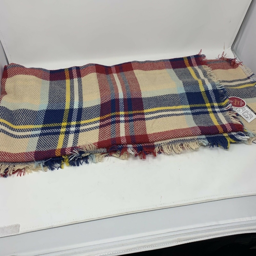 NEW Stadium blanket scarf red & blue plaid acrylic - Picture 8 of 8